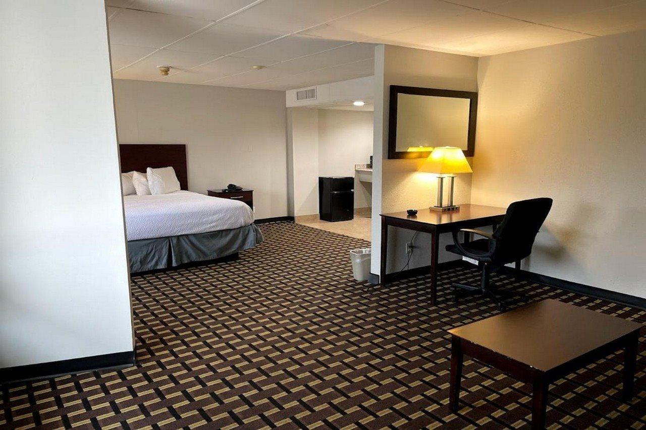 Days Inn By Wyndham Fort Wright Cincinnati Area Εξωτερικό φωτογραφία