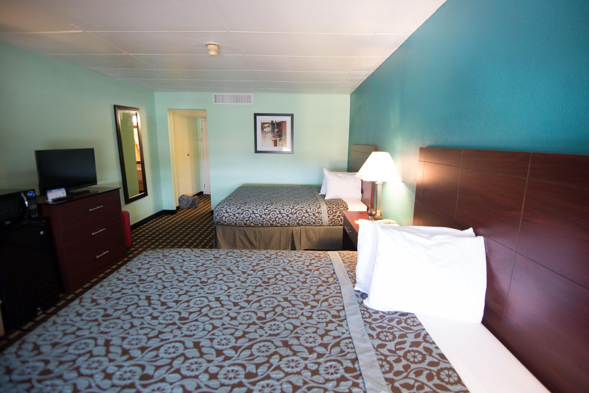 Days Inn By Wyndham Fort Wright Cincinnati Area Εξωτερικό φωτογραφία