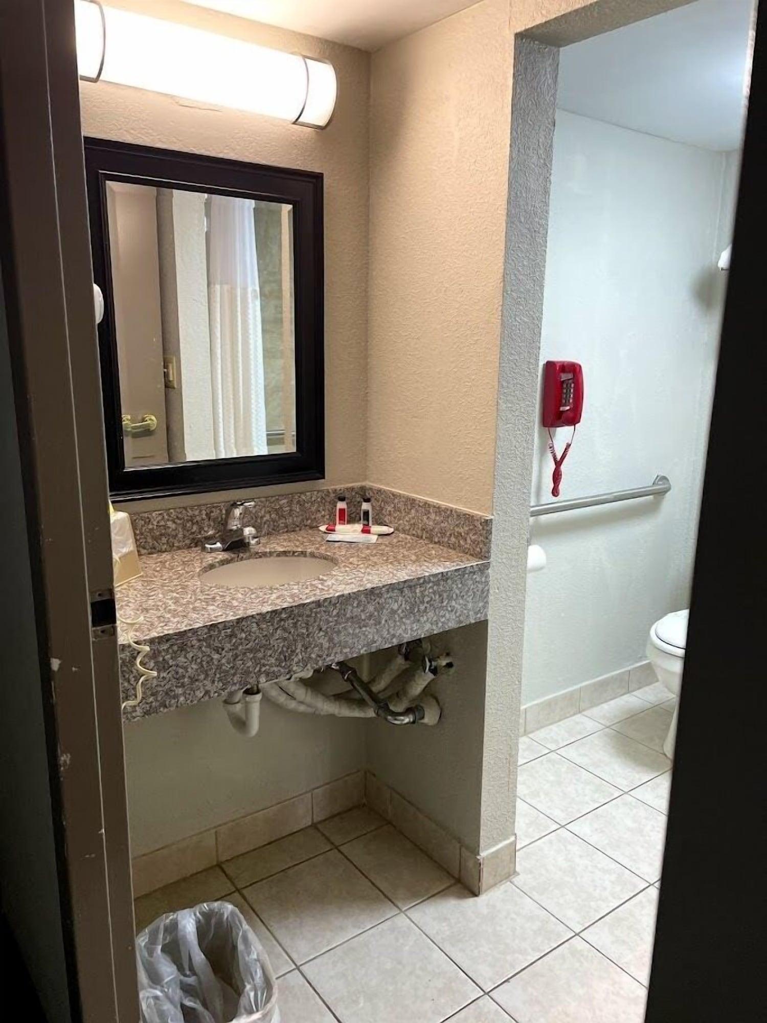 Days Inn By Wyndham Fort Wright Cincinnati Area Εξωτερικό φωτογραφία