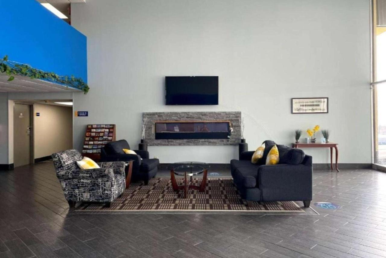 Days Inn By Wyndham Fort Wright Cincinnati Area Εξωτερικό φωτογραφία