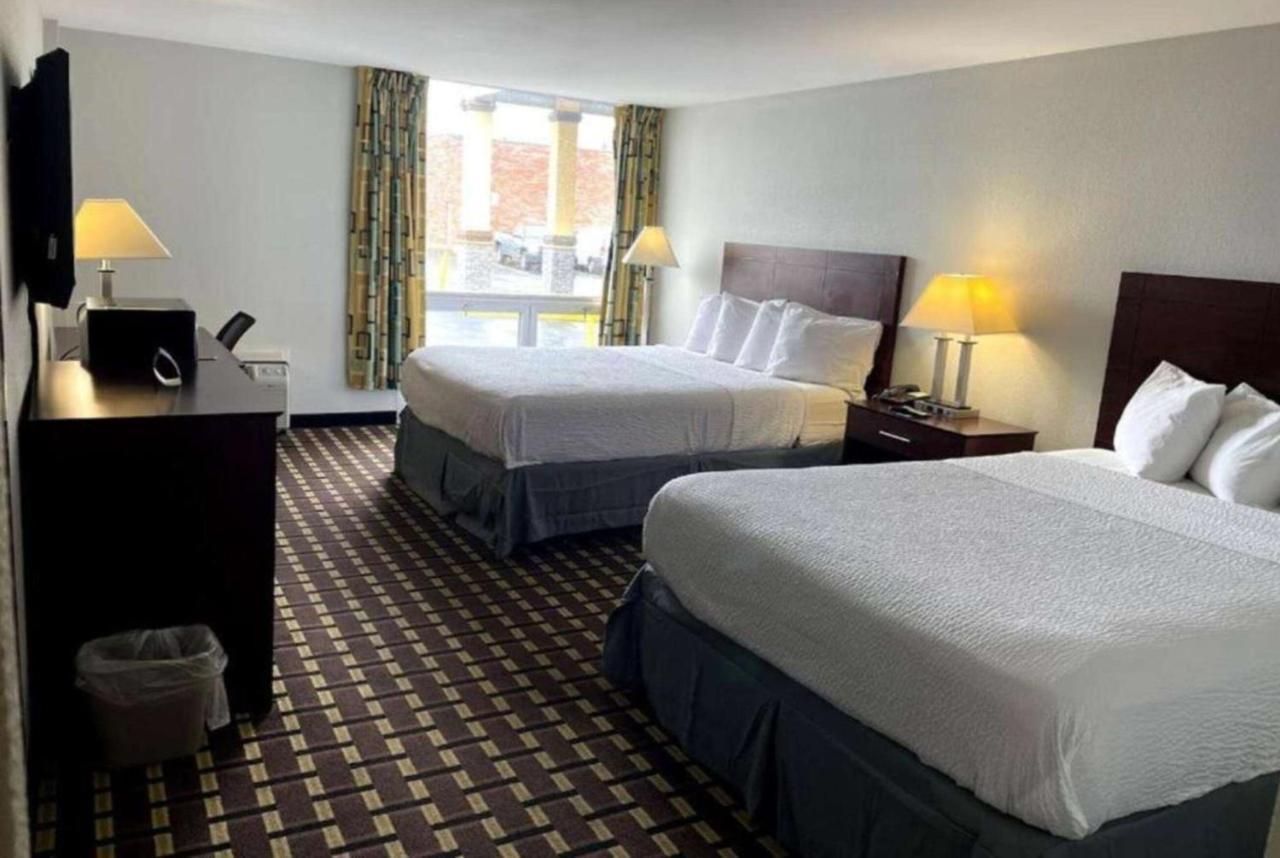 Days Inn By Wyndham Fort Wright Cincinnati Area Εξωτερικό φωτογραφία