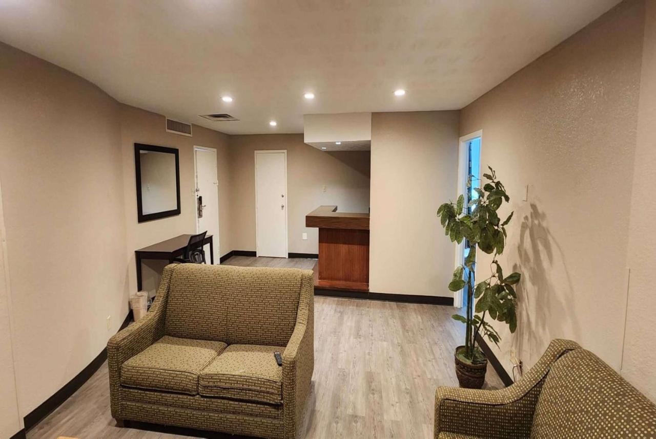 Days Inn By Wyndham Fort Wright Cincinnati Area Εξωτερικό φωτογραφία