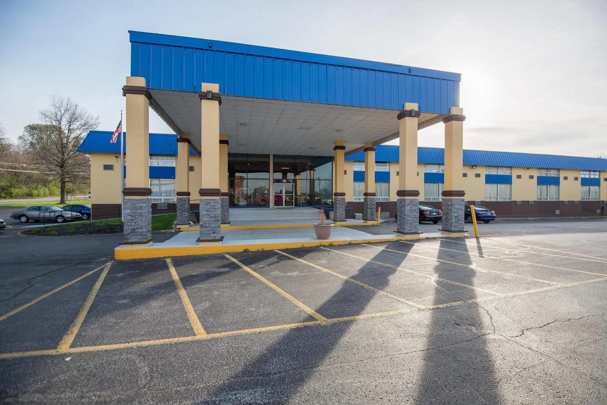 Days Inn By Wyndham Fort Wright Cincinnati Area Εξωτερικό φωτογραφία