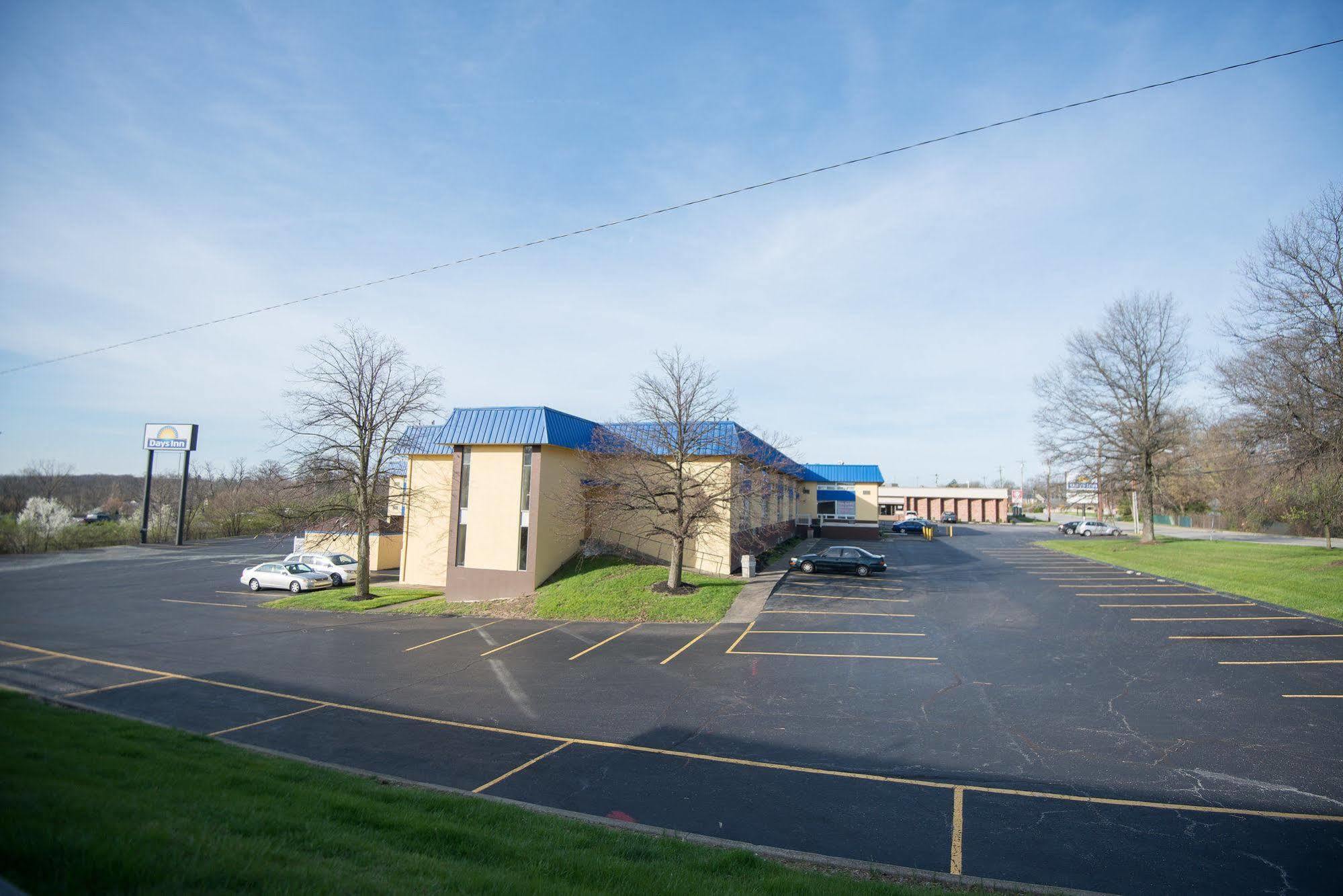 Days Inn By Wyndham Fort Wright Cincinnati Area Εξωτερικό φωτογραφία